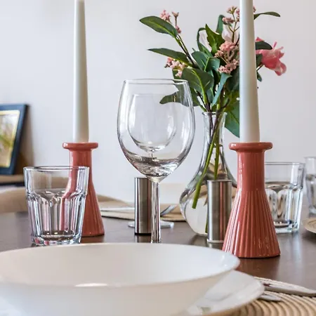 Soho Serenity Apartment *
